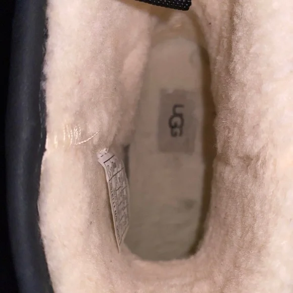 Ugg boots - Picture 7 of 12
